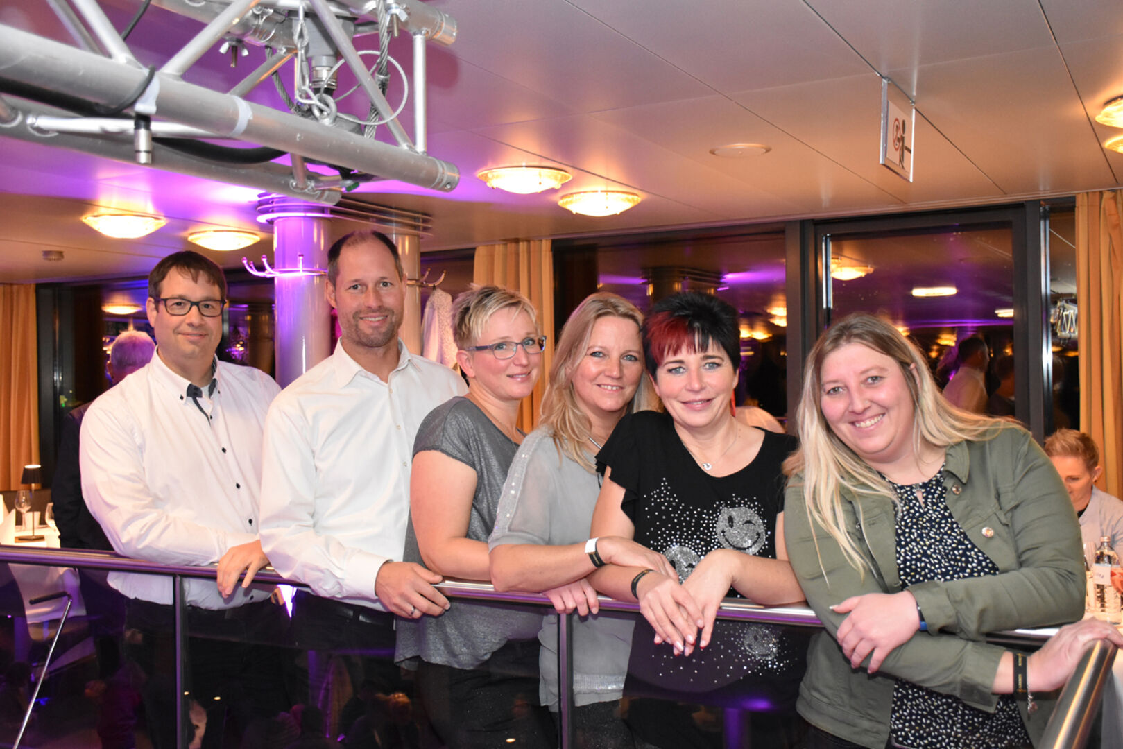 Vom Rathaus aus Füssen: Stefan Heel, Thomas Roth, Andrea Lenz, Carolin Baum, Jeannette Kästner und Simone Dopfer