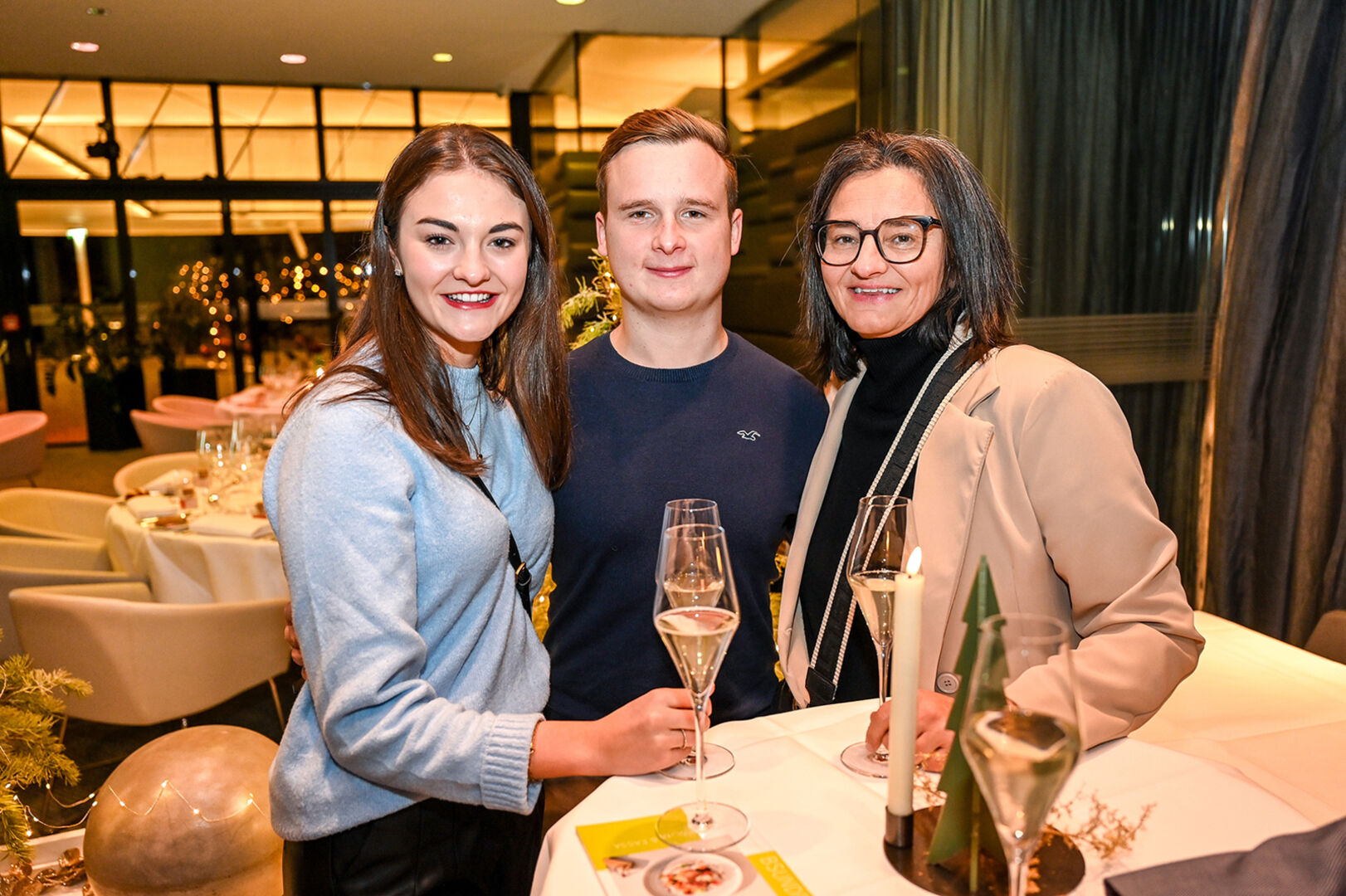 Leonie Kühne, Timon Matt und Renate Kühne (v. li.)