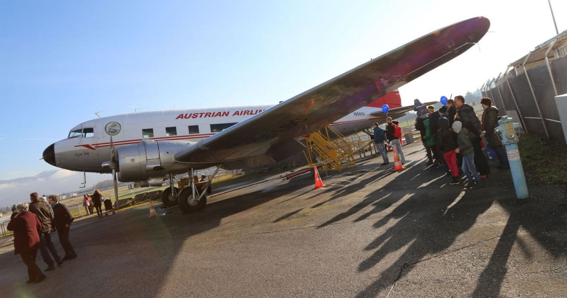 Flugzeug am Salzburger Flughafen