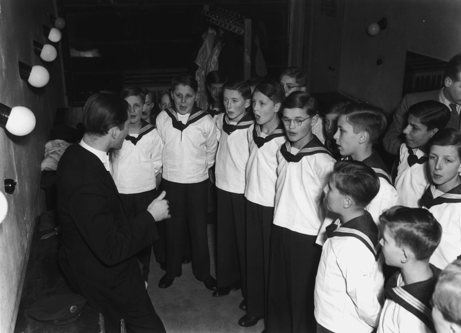 Ein altes Foto der Wiener Sängerknaben aus dem Jahr 1952