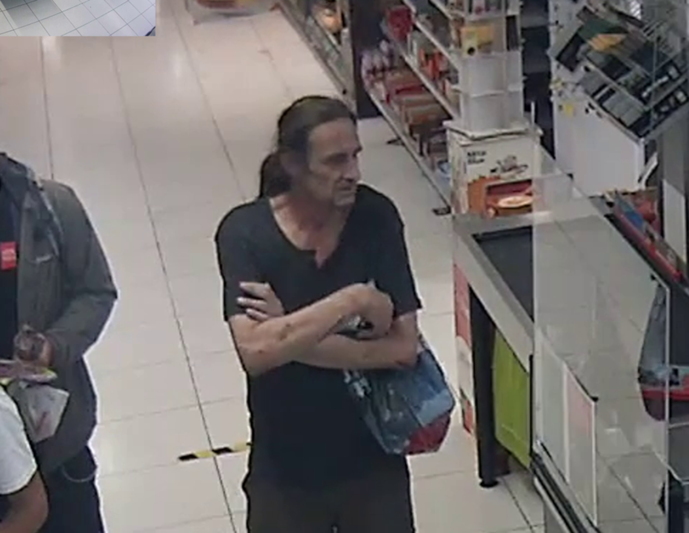 Das Fahndungsbild des Täters.