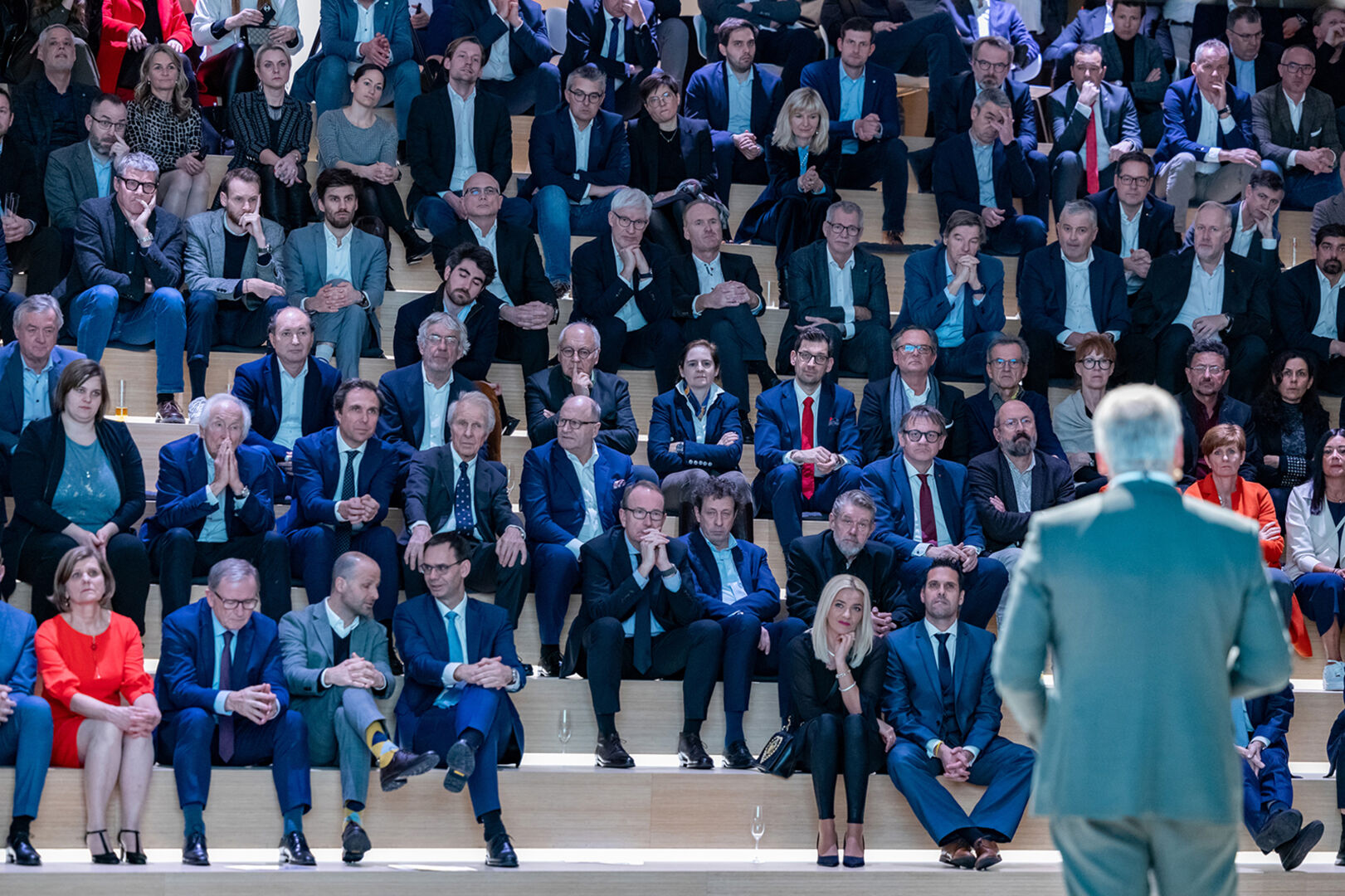 Gespanntes Publikum beim IV-Neujahrsempfang im Lichtforum.