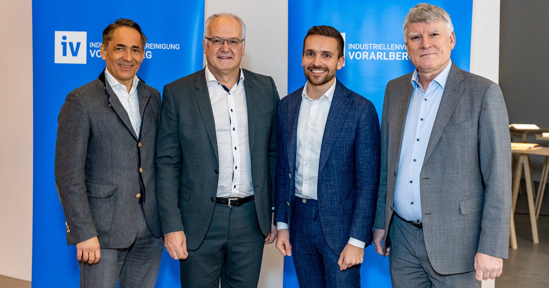 IV-Vizepräsident Hubert Rhomberg (Rhomberg Holding),  IV-Präsident Elmar Hartmann (Gantner Electronic), IV-GF Christian Zoll und Zumtobel-Lichtforum-Hausherr Alfred Felder (v. li.)