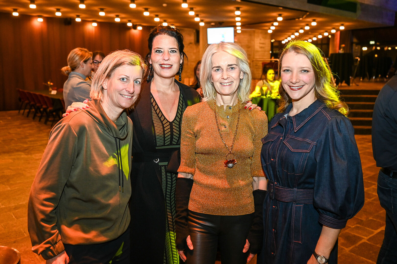 Design-Expertinnen Barbara Erath-Hutle (Hutle), Petra Platter (Collectables), Martina Hladik (room service) und Kerstin Hase (Hase &amp; Kramer (v. li.)