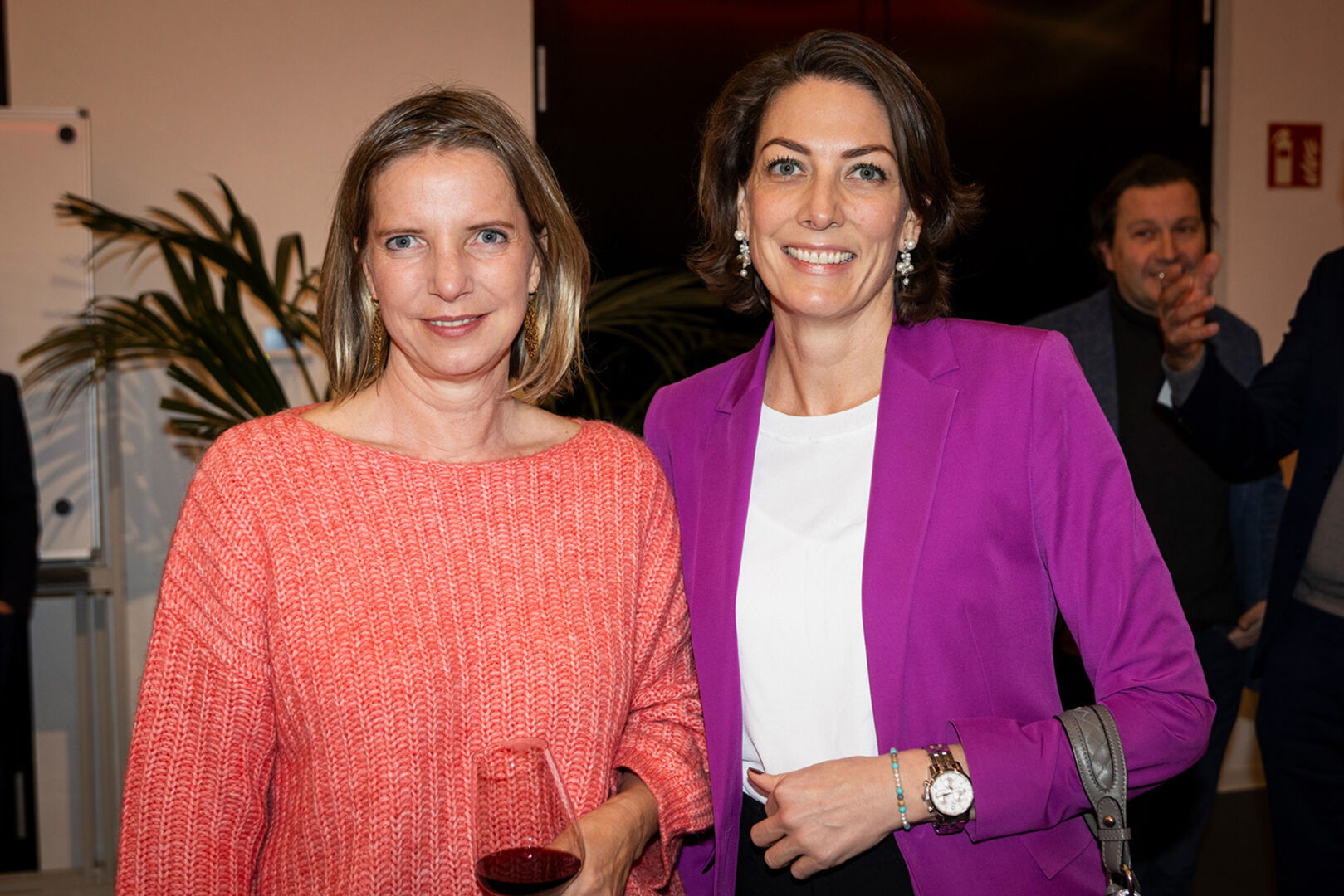 Vize. Bgm. Gerda Schnetzer Sutterlüty (Sulz) und LAbg. Veronika Marte (v. li.)