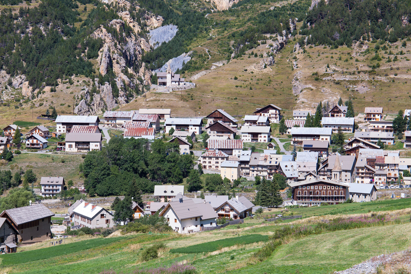 Dorf Sainte-Marie am Col de Vars als Teil der Route des Grandes Alpes