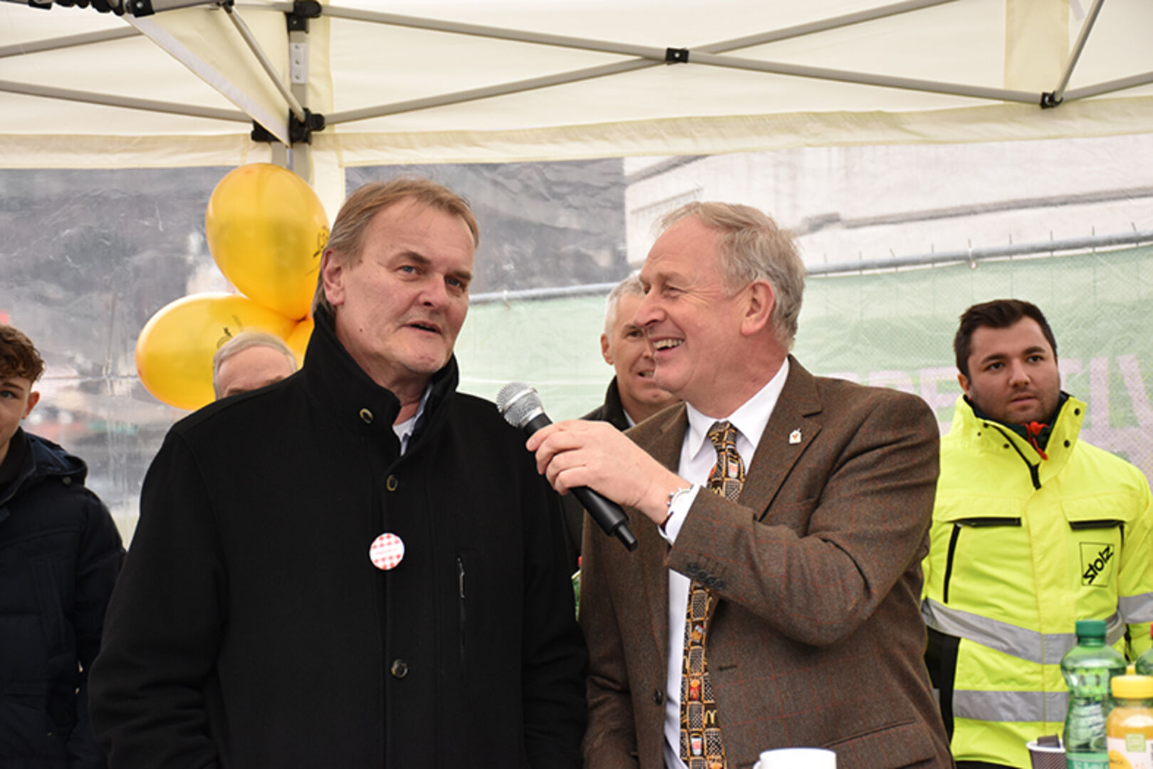 Bürs-Bürgermeister Georg Bucher mit Loek Versluis