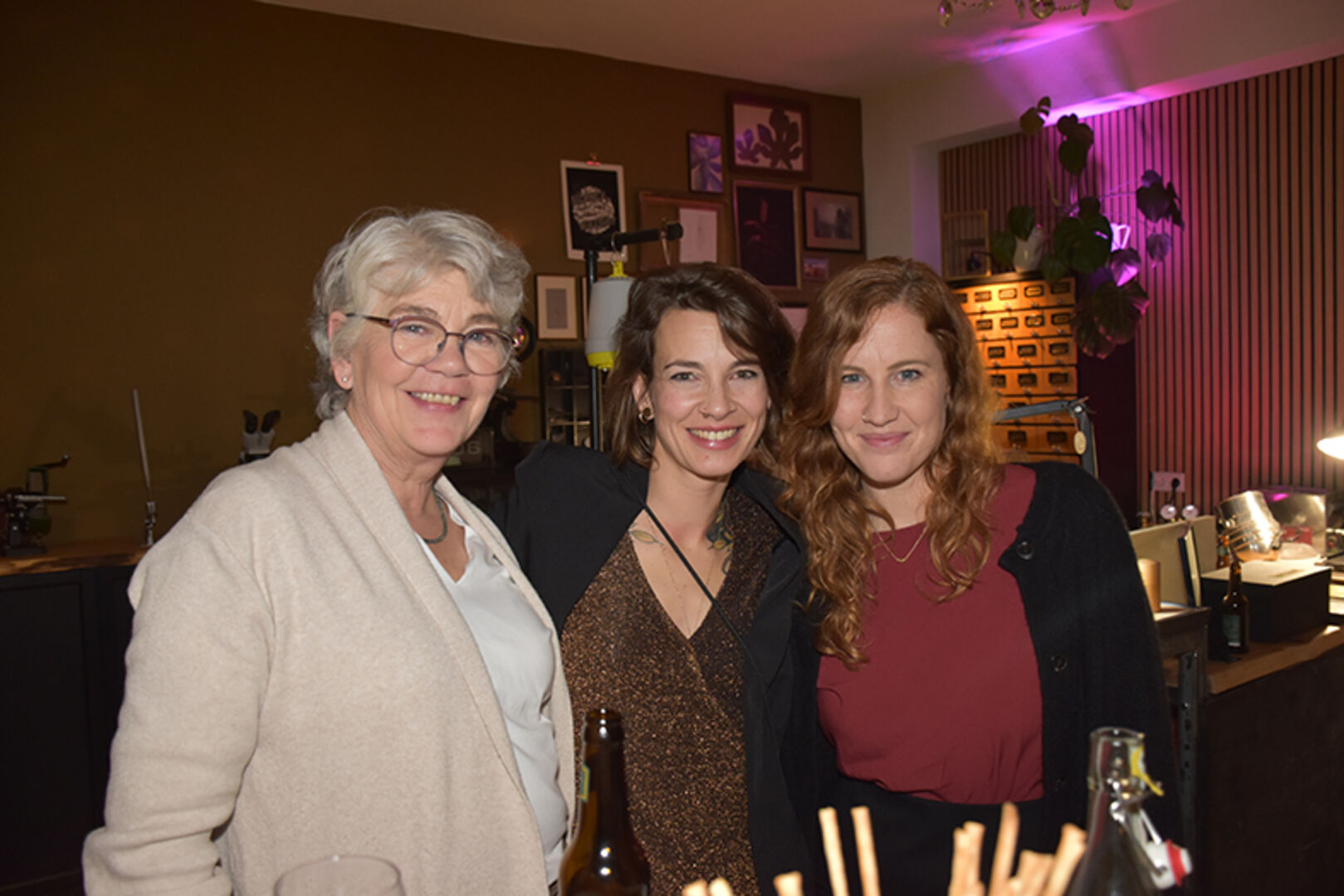 Mama Ute Eberhard mit Tochter Katrin und Sandra Amort-Schmitt