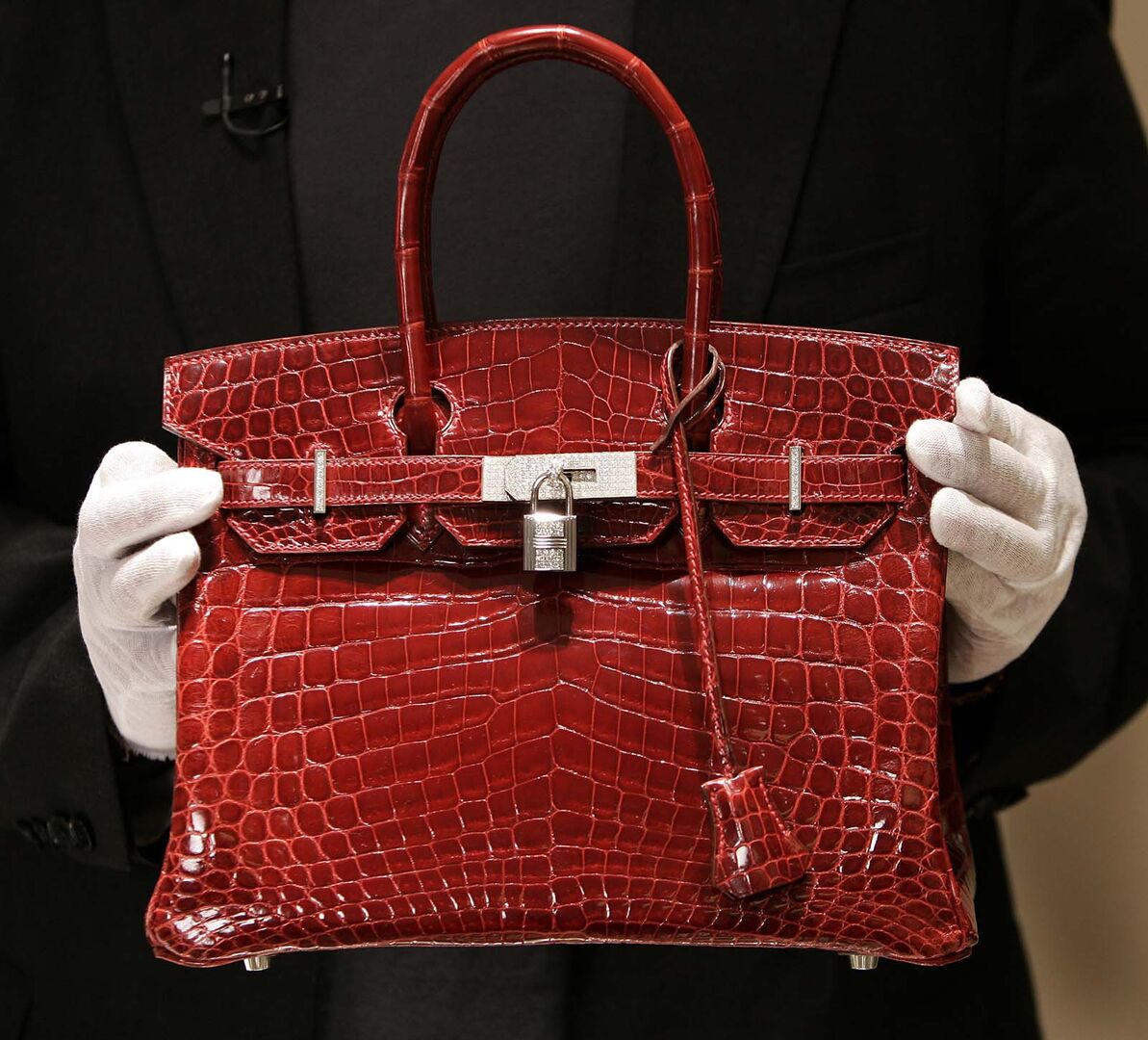 Rote Birkin Bag | Credit: TIMOTHY A. CLARY / AFP / picturedesk.com