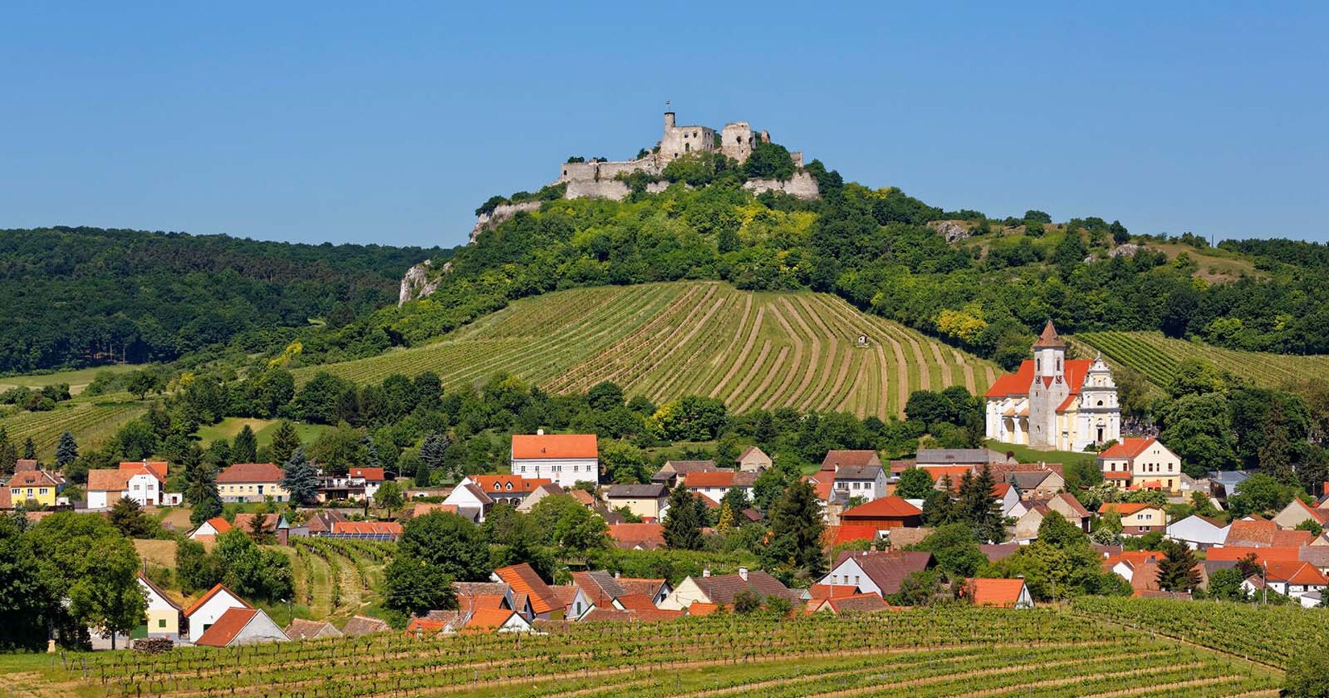 Burgruine Falkenstein | Credit: Martin Siepmann / imageBROKER / picturedesk.com