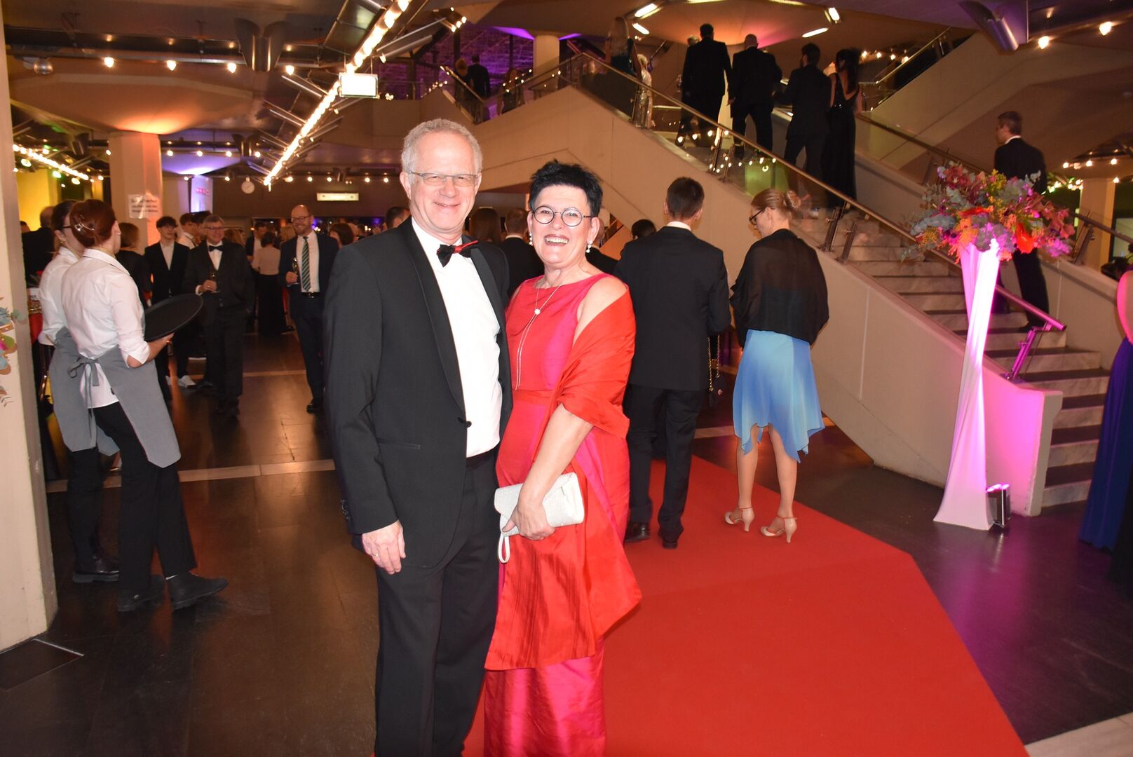 Paar am Wirtschaftsball