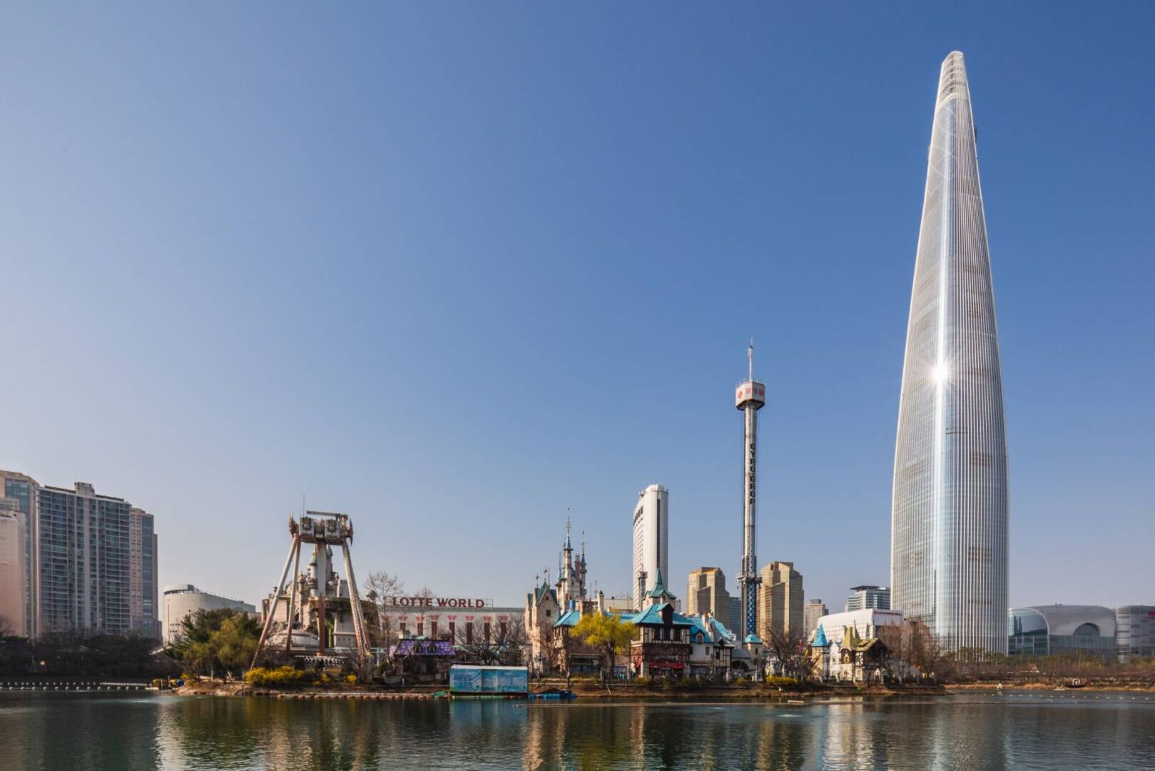 Skyline von LOTTE WORLD