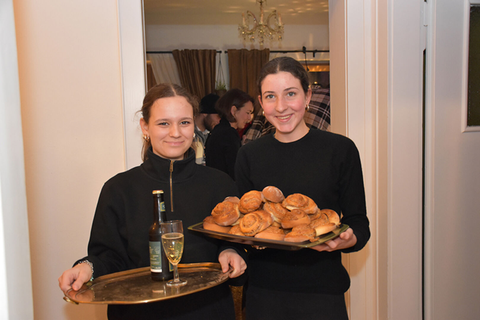 Ricarda Dietrich und Carolina Andres