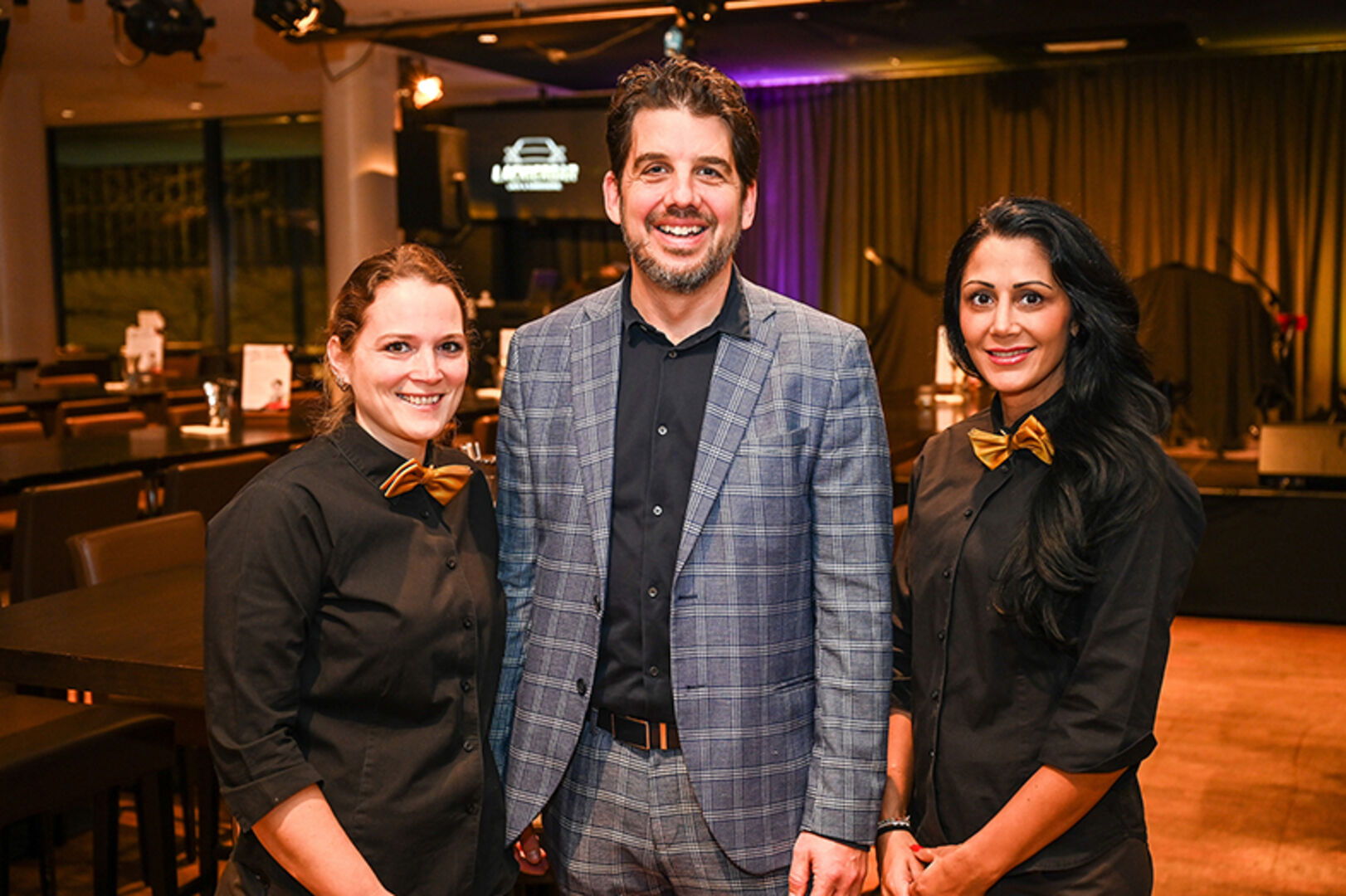 Wirtschaft Dornbirn: Wirtschaft Team Karoline und Fadi mit Mentalist Christoph Kuch