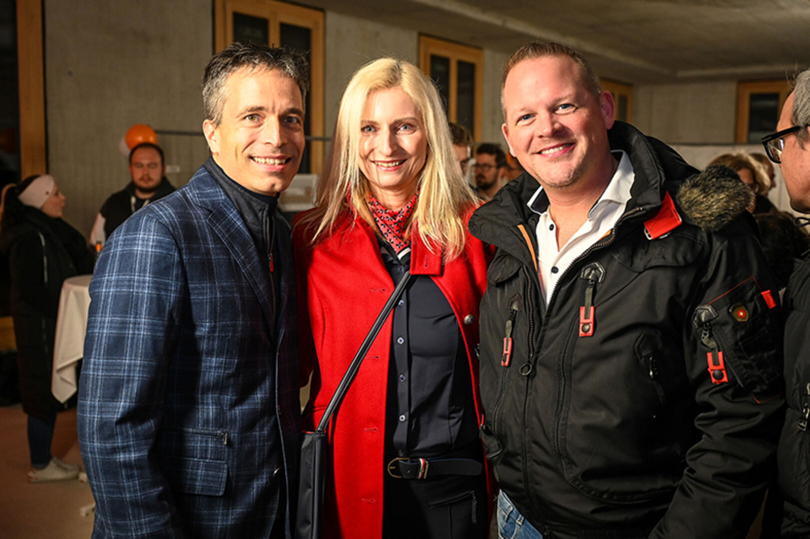 WG-Obmann Clemens Seewald  mit Bettina Blenk (beide seewald öfen), Roland Hausenbichler  (Optikhaus) (v. li.)