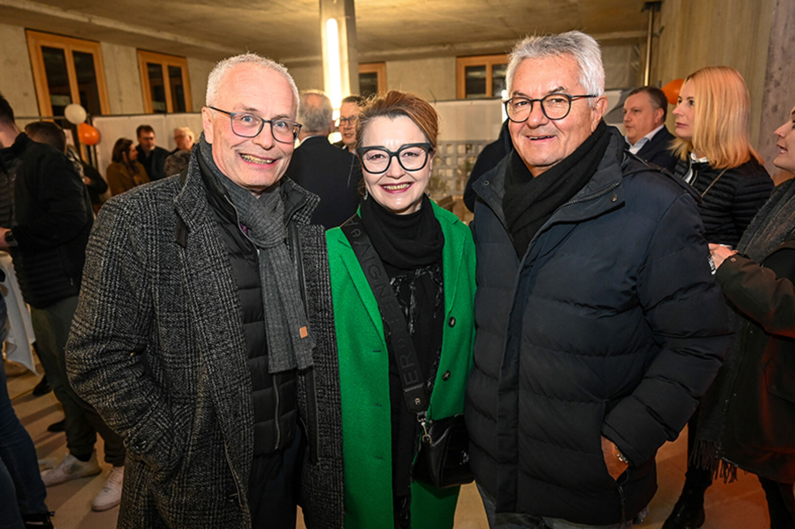 Vorstand Anton Steinberger (Sparkasse Feldkirch), Vize- Bgm. Edith Lampert-Deuring  und Harald Hornik (v. li.)