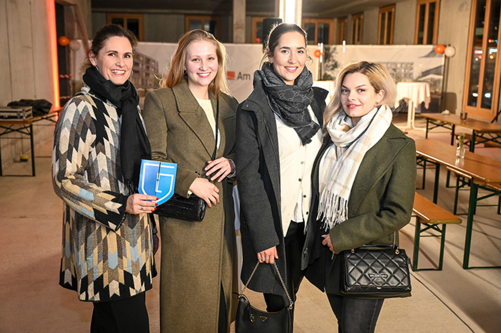 Silvia Kutzer, Kaelie Auer, Athena Liebl und Alexandra Trankic (alle Good Life Sports Fitnessstudio) (v. li.)