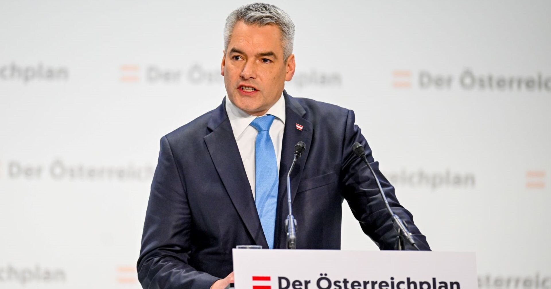 Kanzler Karl Nehammer bei der Präsentation seines Österreichplans