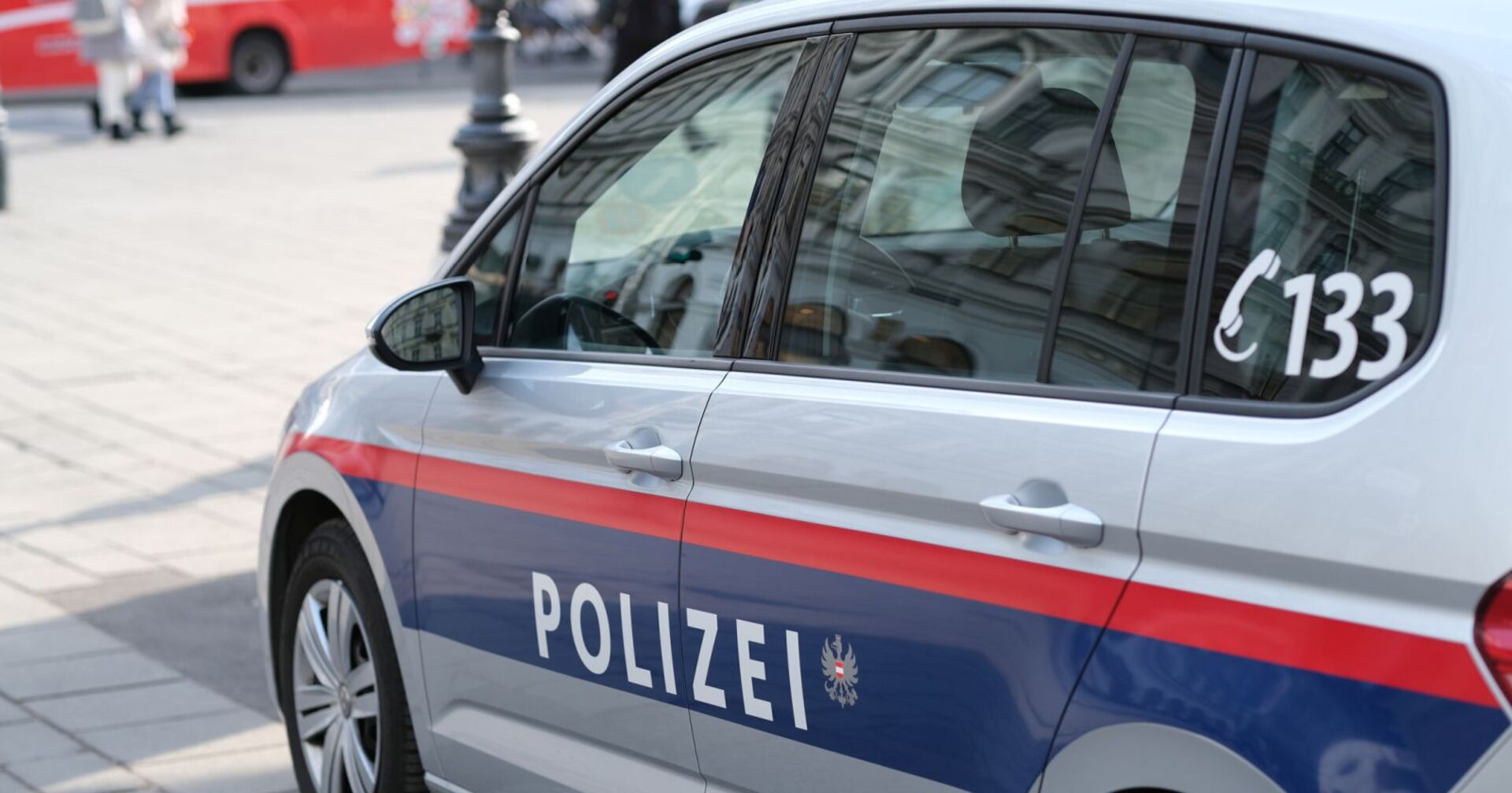Ein Polizeiwagen im Einsatz.