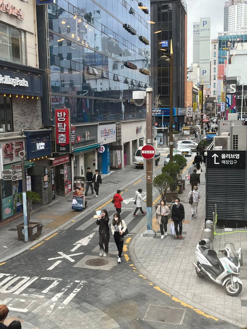 Einblick auf die Straßen in der Innenstadt von Busan