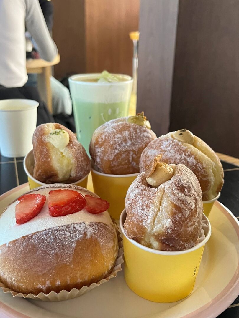 Die Autorin stellt ihr Lieblingscafe in Seoul namens &quot;Knotted&quot; vor