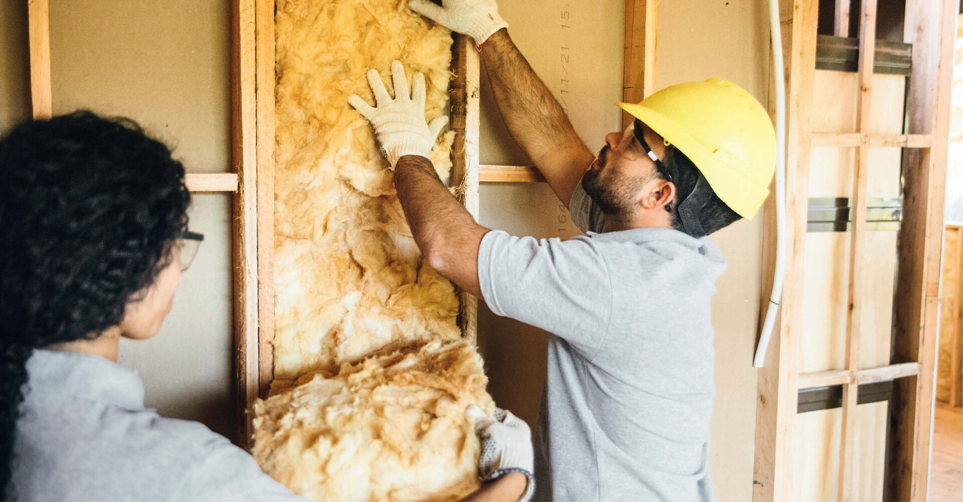 Dämmmaterial einbauen