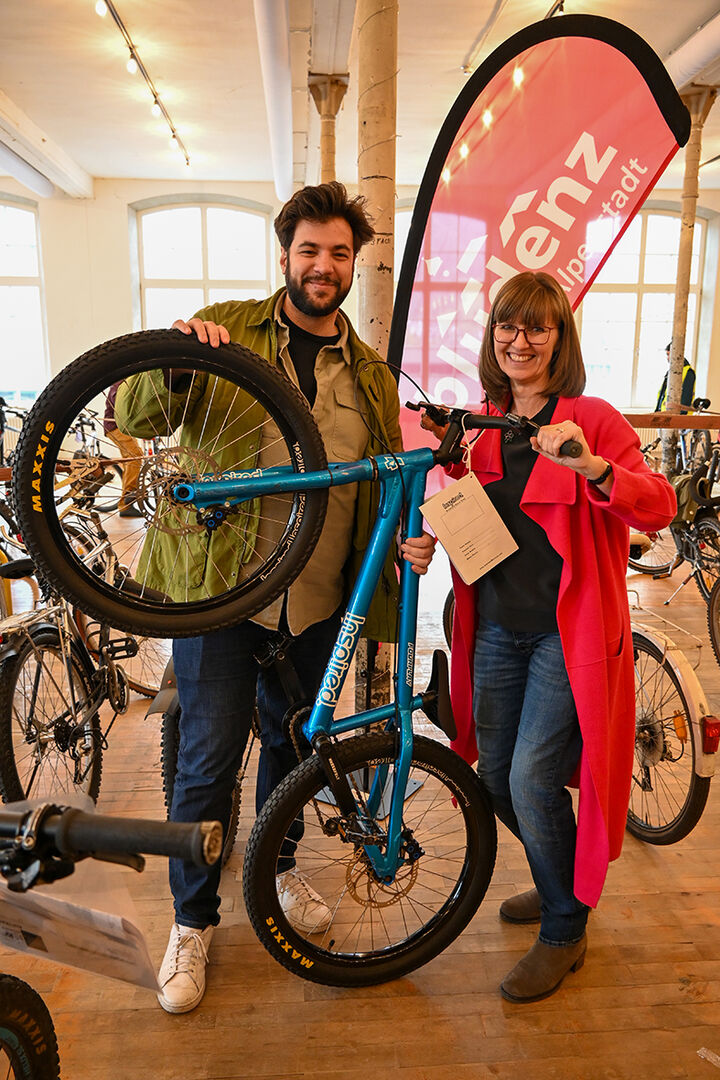 Kulturstadtrat Chenk Dogan und Natascha Arzberger GV STM