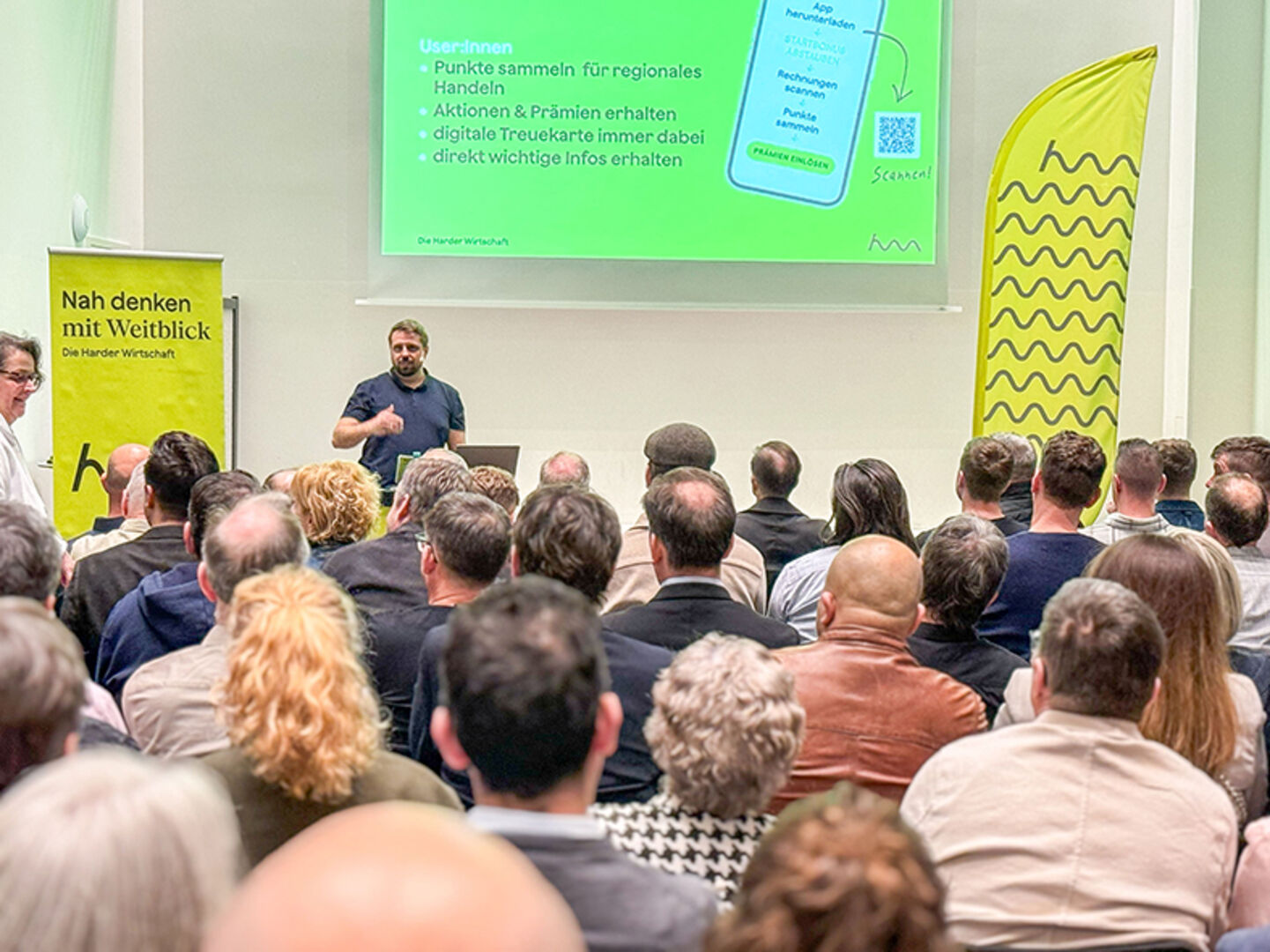 Pascal Sonnleithner erklärt die neue Bonus-App.