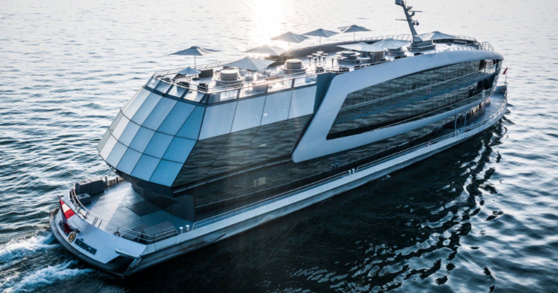 Erlebens Sie tolle Eventschifffahrten auf einem der Schiffe der Vorarlberg Lines.