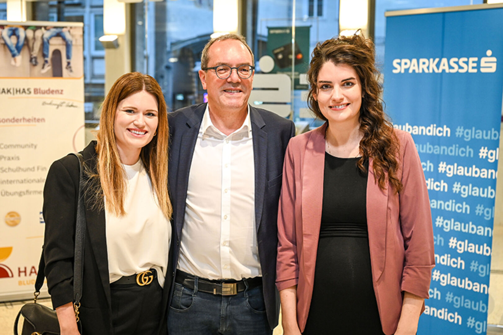 Organisationsteam: Franziska Längle (HAK Bludenz), Marketingleiter Arno Sprenger und Larissa Türtscher (beide Sparkasse)