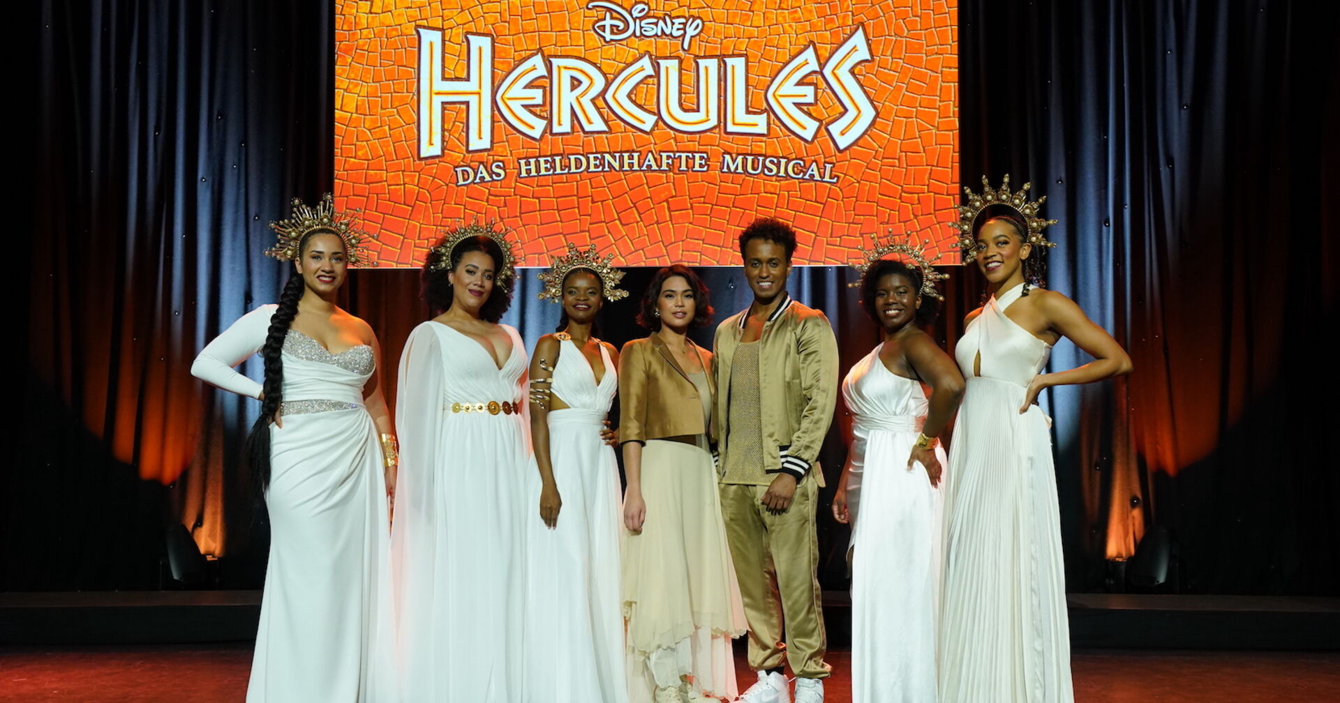 Das Musical Hercules mit den Darstellern in Hamburg