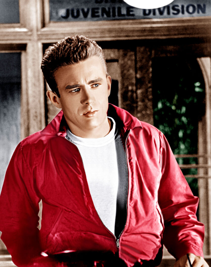 James Dean mit roter Jacke | Credit: Everett Collection / picturedesk.com
