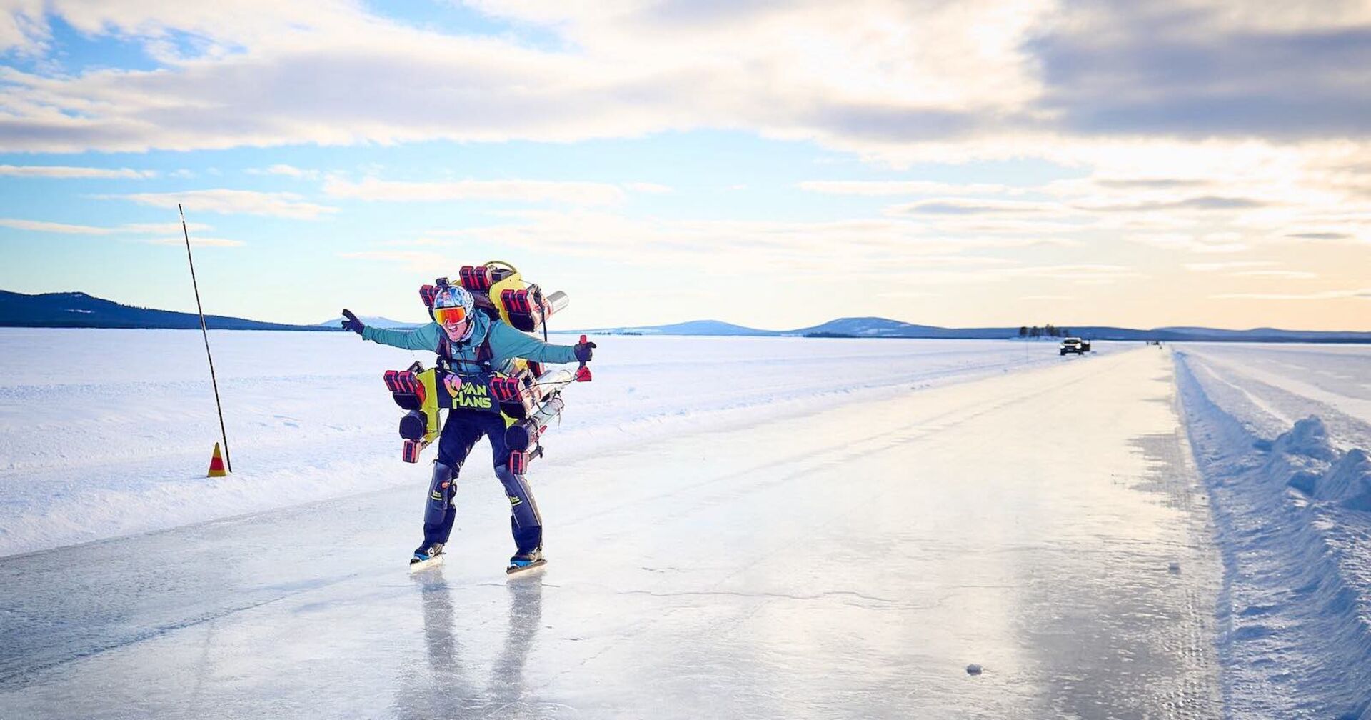 Thomas Morgenstern auf der Eisbahn.