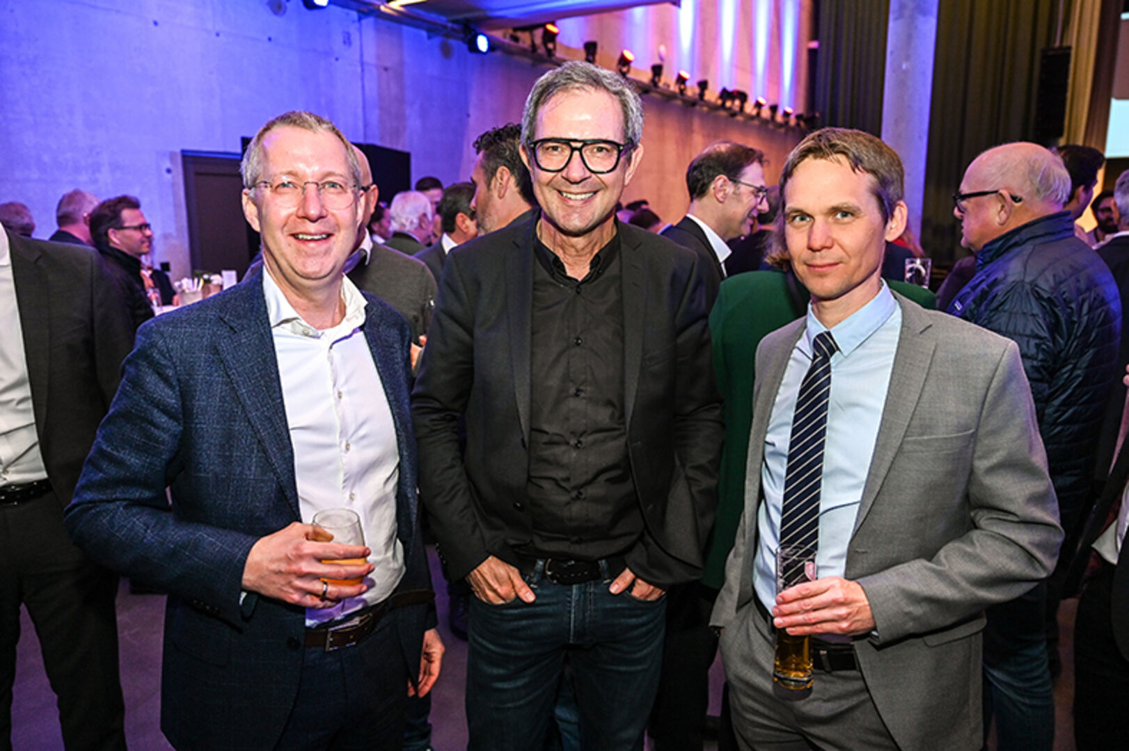 Stephan Sausgruber (Filialdir. FK Hypo Bregenz), Bernhard Ölz (Prisma), Simon Ruff (Hypo Bregenz) (v. li.)