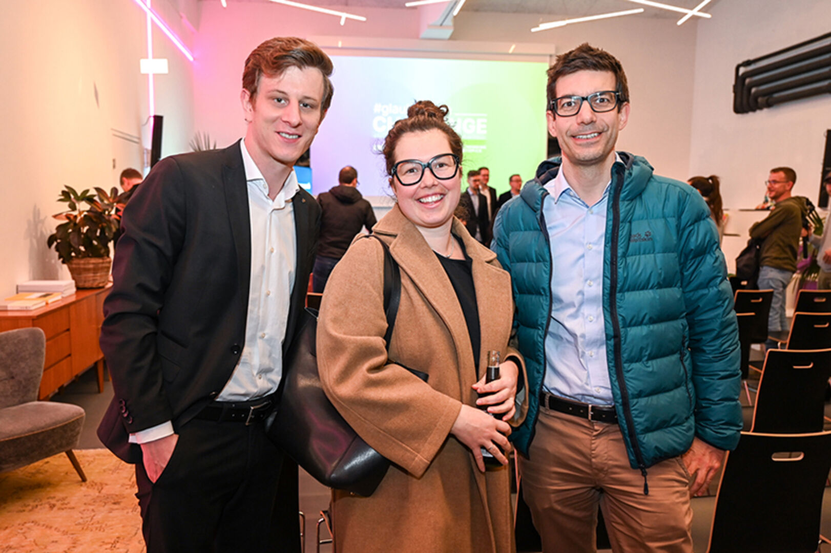 Viktor Mischitz (Sparkasse Bregenz) Isabella Salzmann (Startup gleap), Klaus Bischof (Dornbirner Sparkasse)