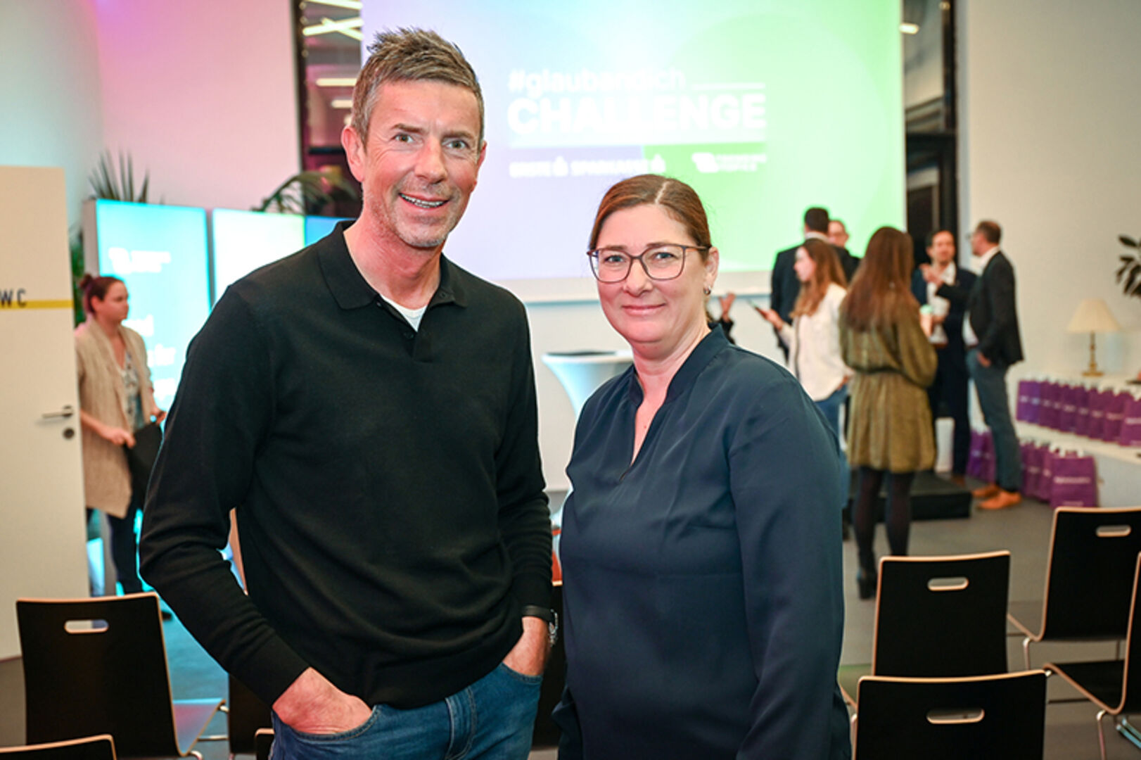 Alexander Lau und Verena Neyer (beide Marketing Dornbirner Sparkasse)