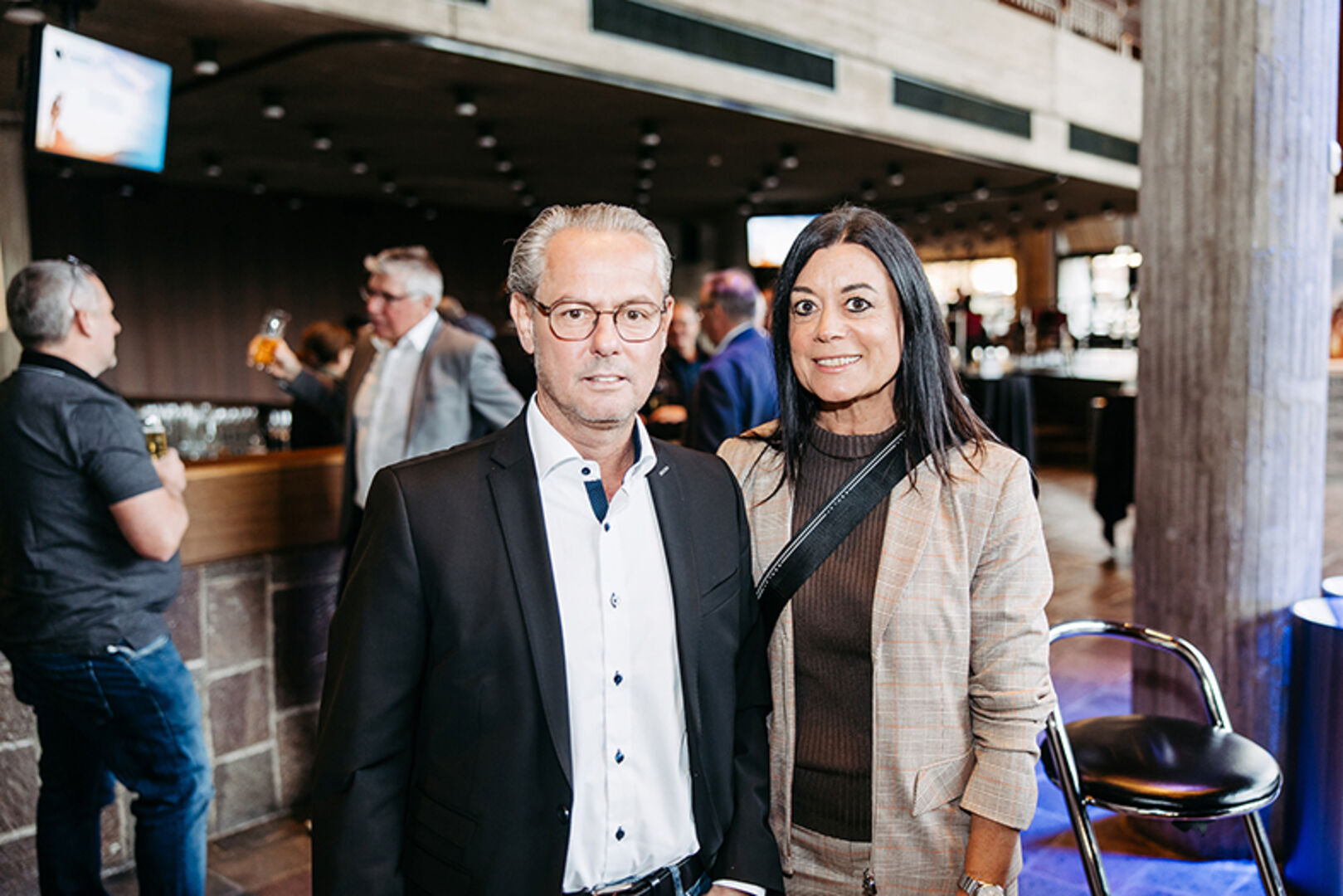 Michael Kramer (Gebrüder Weiss) und Elke Böhler (Bischof Transport)