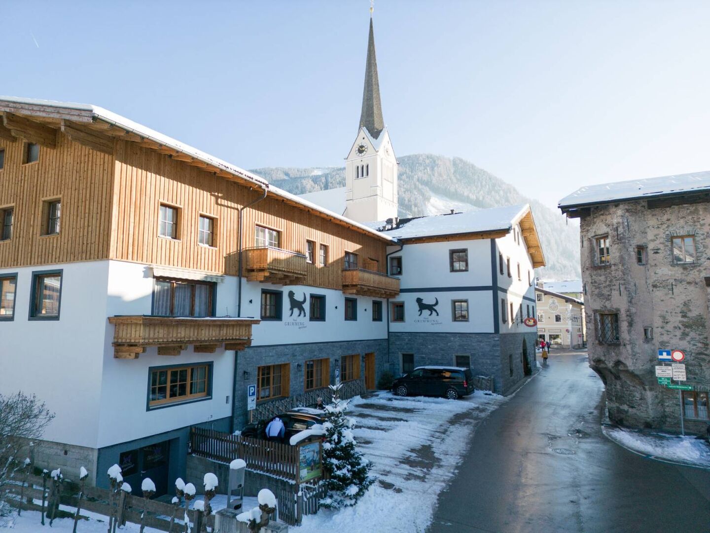 Aussenansicht des Hotels Grimming Dogs &amp; Friends