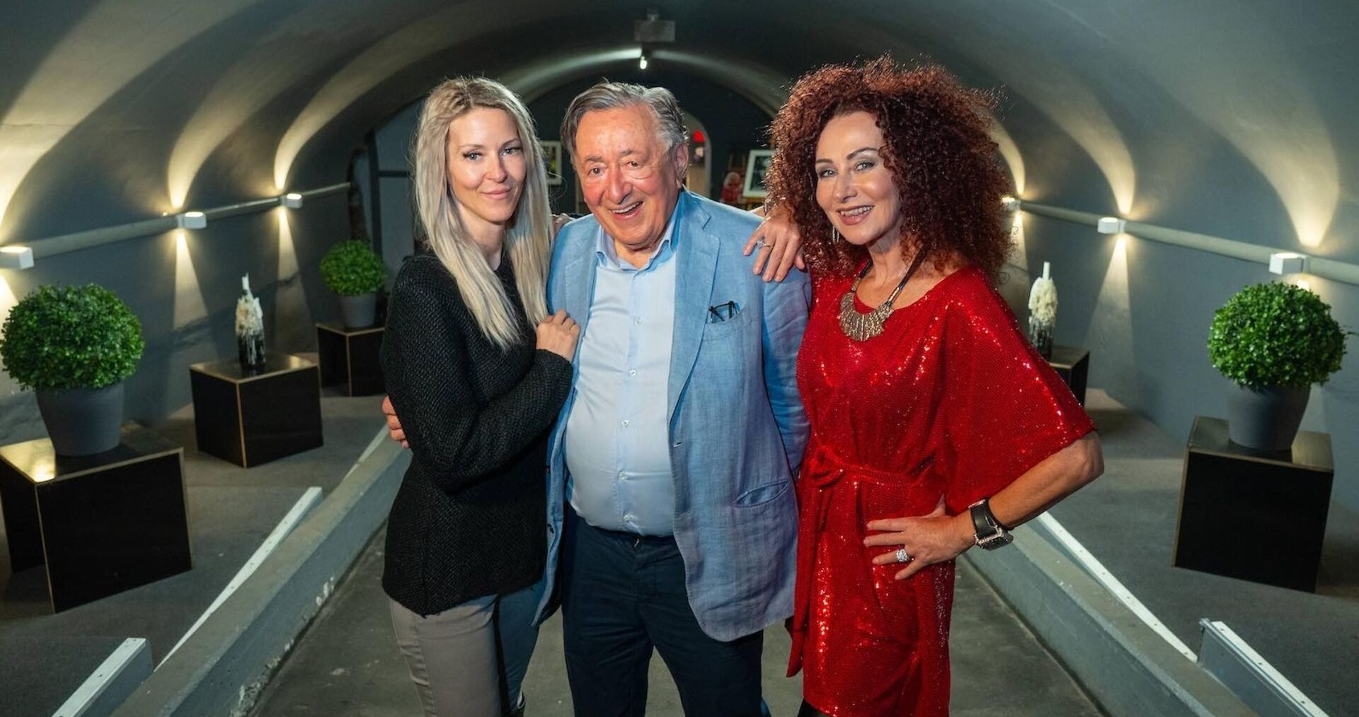 Richard Lugner mit seiner Freundin und Ex-Frau