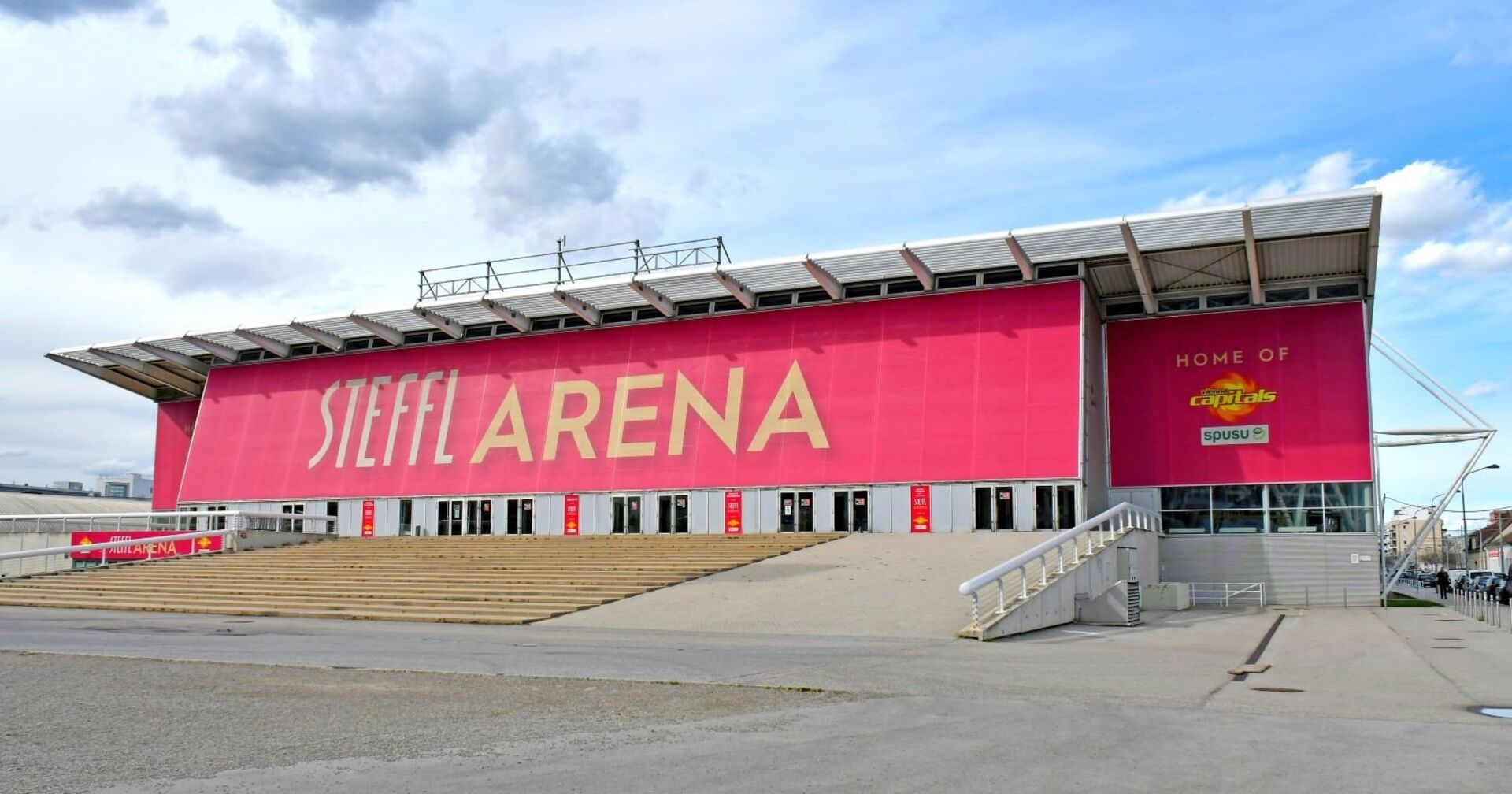 Außenansicht von der Steffl-Arena in Wien.