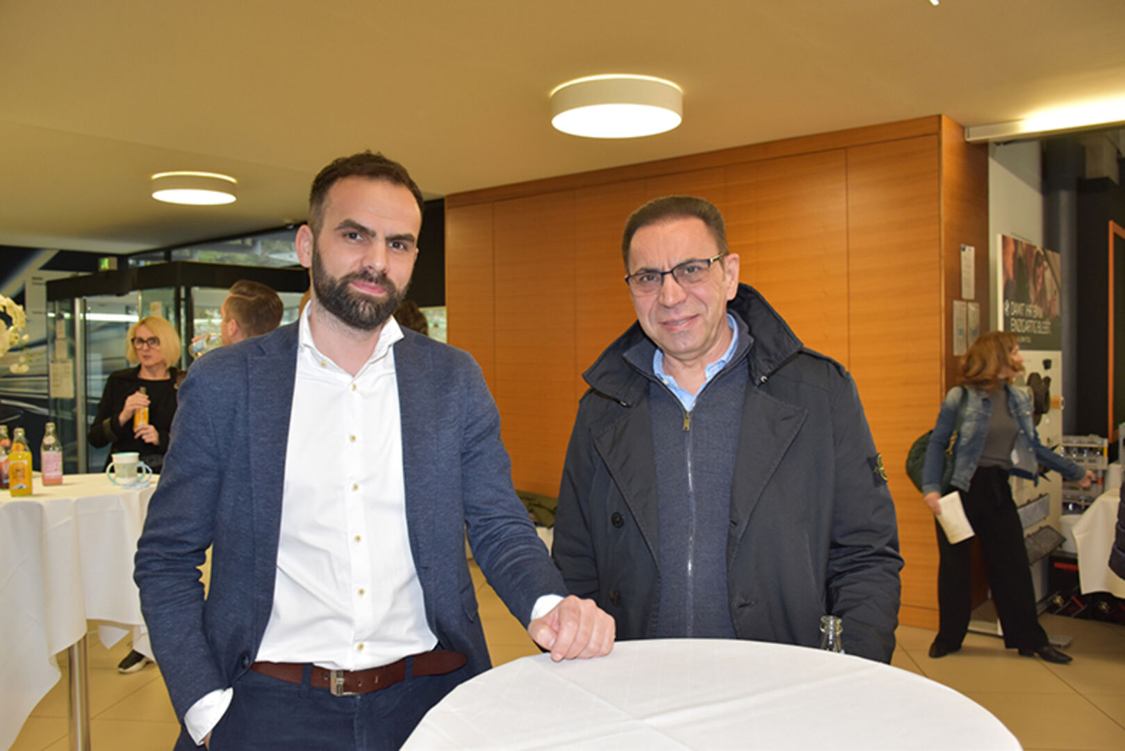 Leandros Tsohataridis (BMW &amp; Mini Key Account) mit Todic Despet aus Hard (BMW 320er)