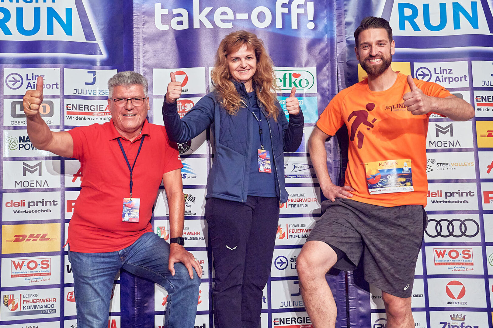 Zwei Läufer und eine Läuferin am Ende des Laufs | Credit: Mathias Lauringer