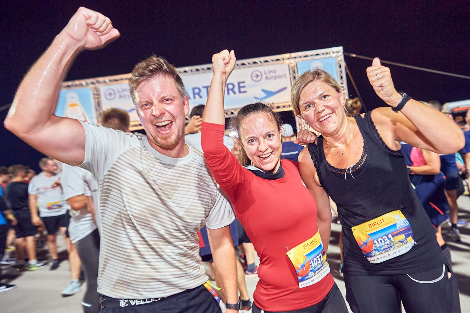 Drei Läufer im Zieleinlauf | Credit: Inge Streif