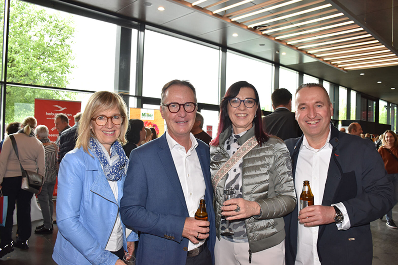 Vereisen im Sommer nach Kopenhagen Marika und Guntram Mäser (Dornbirn) und die 40jähre Stammkunden Danja und Luis Metzler reisen nach Chalkidiki und Türkei.