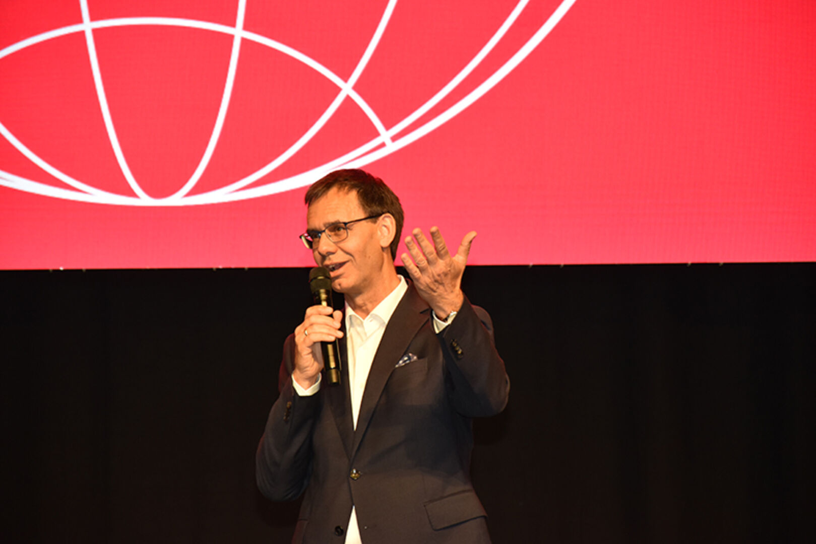 Löbliche Worte von Landeshauptmann Markus Wallner an das vorbildliche Familienunternehmen Herburger-Reisen.