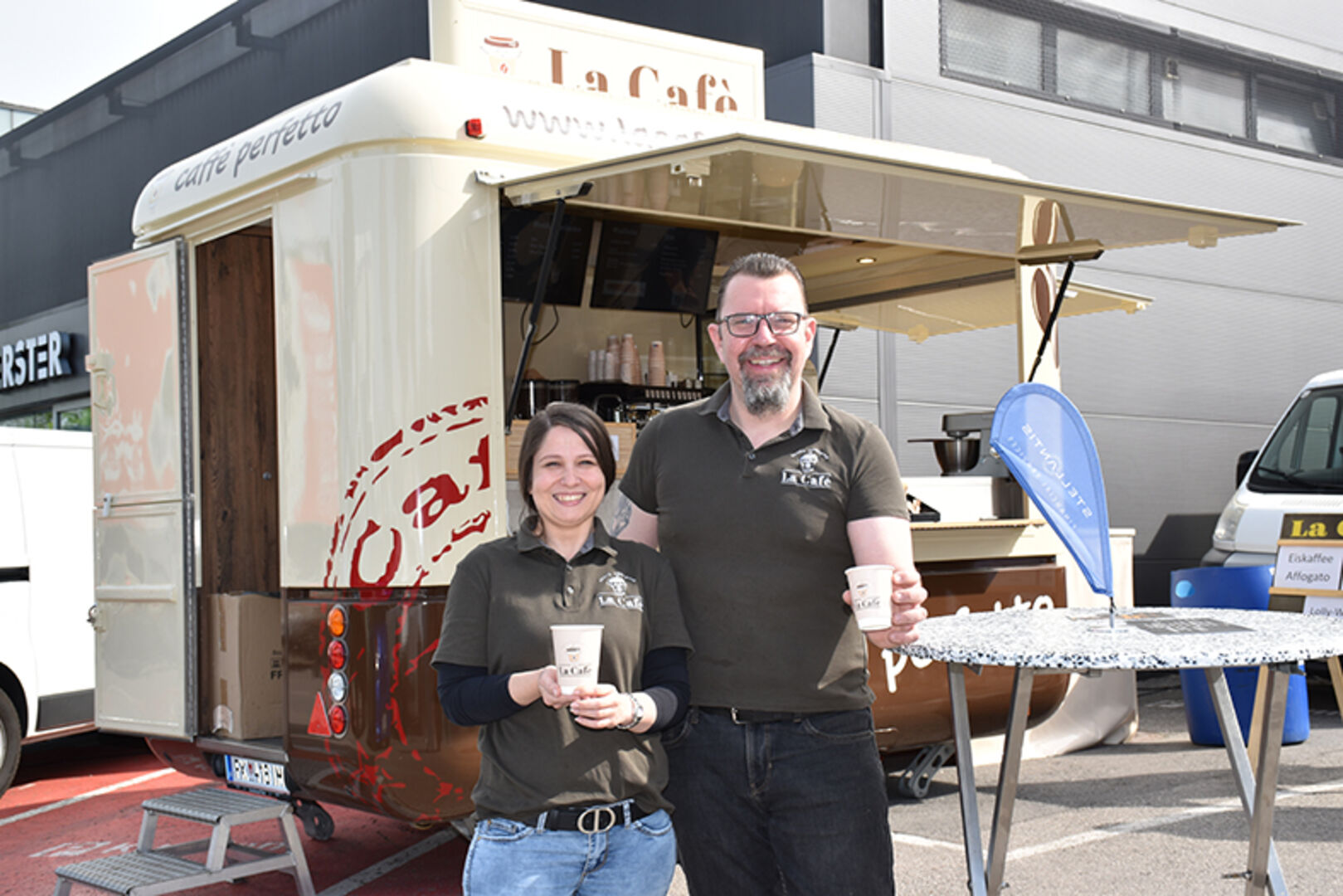 Tatjana Sadlonova und Johannes Grabuschnig (Mobiles LaCafe)