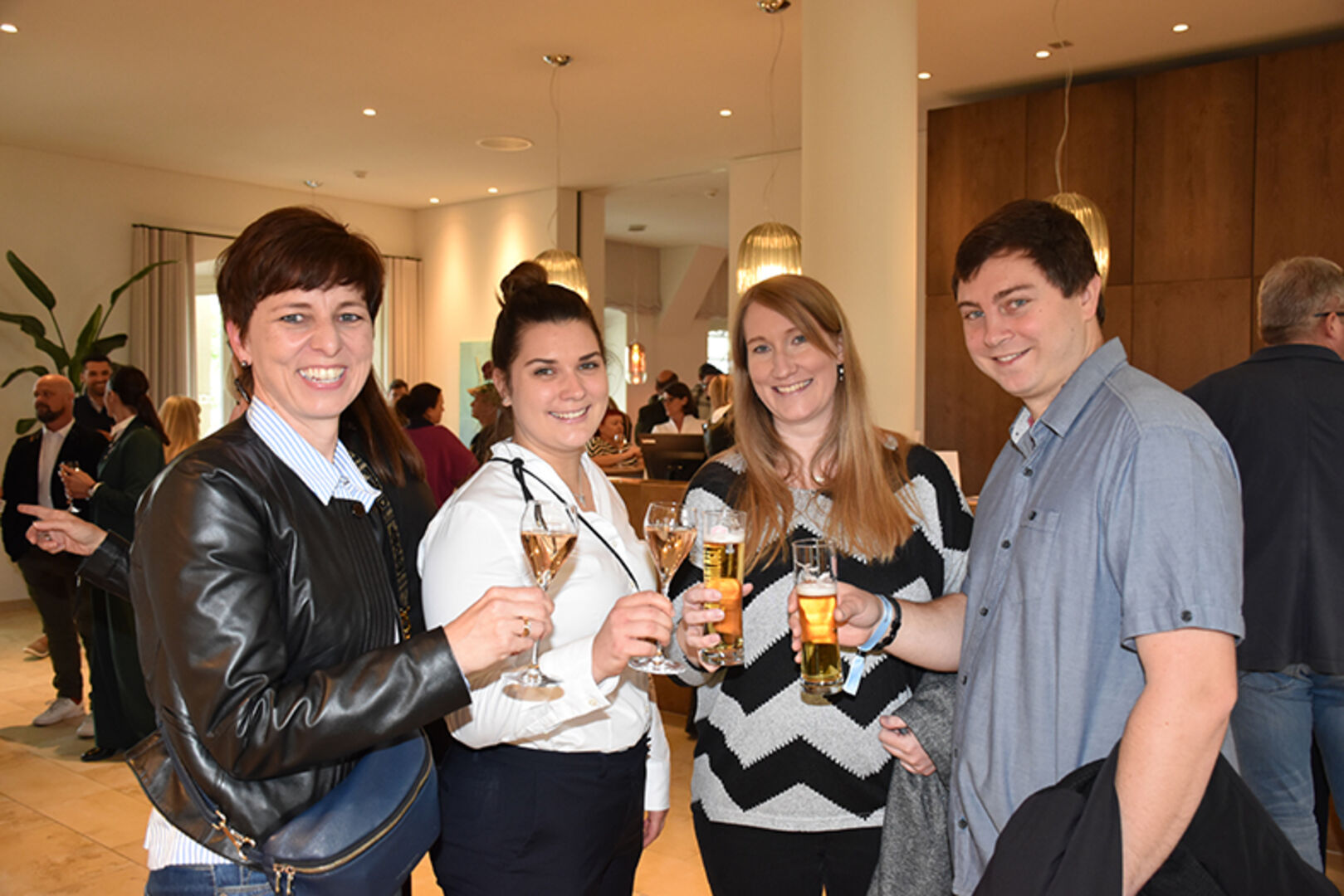 Gabi Partsch, Aileen Drexel, Tamar Mattes und Dominik Neyer