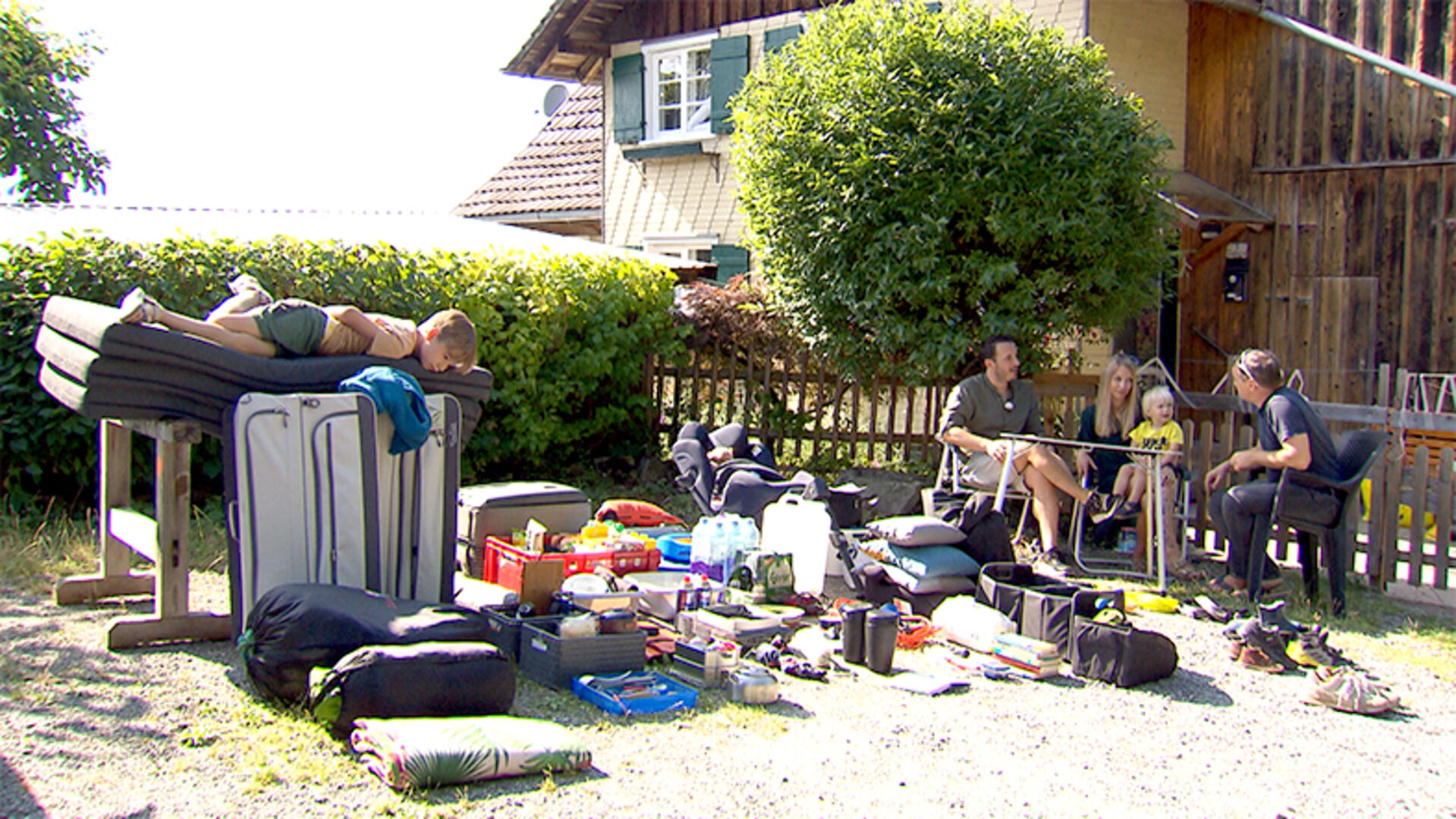 Familie Kohler-Butzerin kurz vor der Abreise.