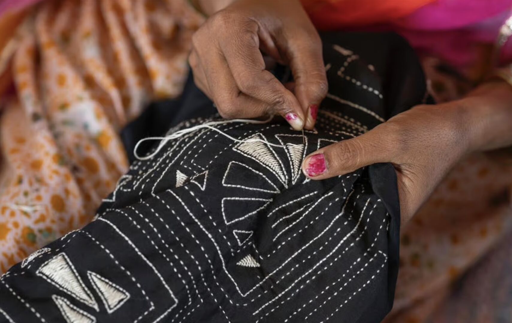 Stickende Hunde von oben