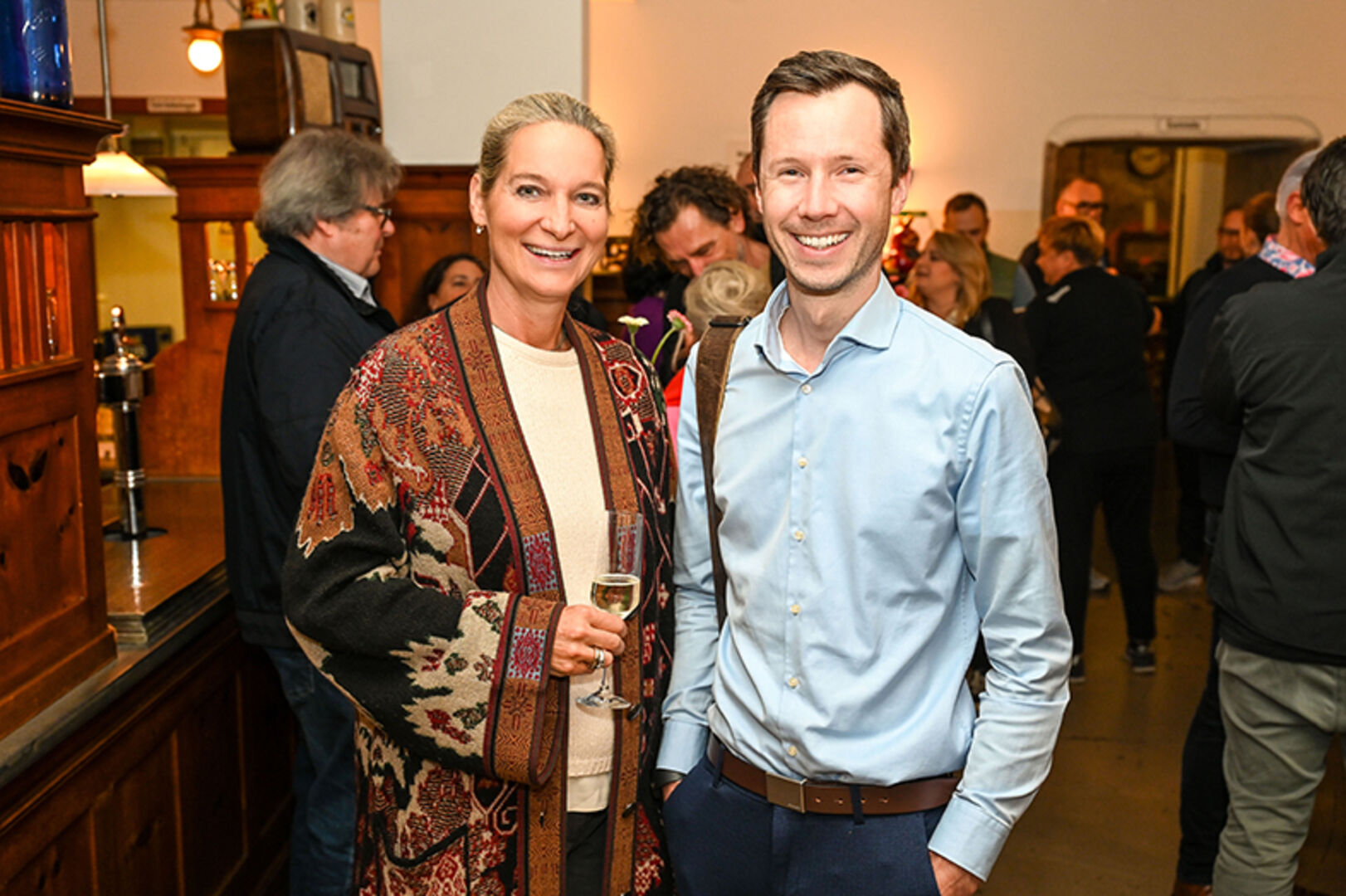 Jutta Kolesa (Stadtapotheke) und Tobias Linder (St. Martins Apotheke)